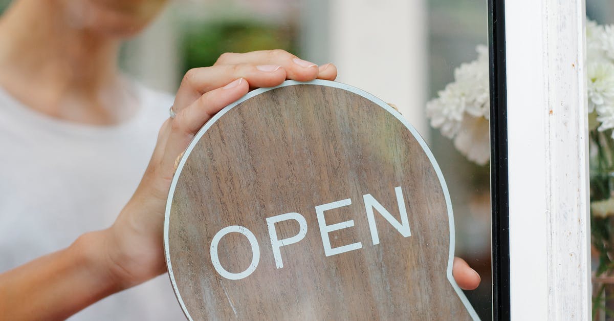 How Illuminated Signs Enhance Nighttime Visibility in Wollongong